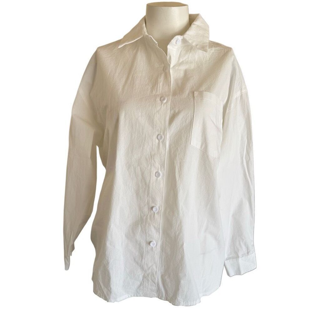 Dazy women’s M white button up shirt NWT long sleeve top classic